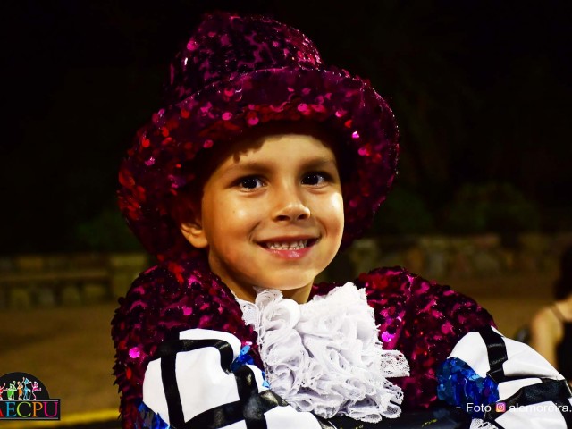 desfile 176